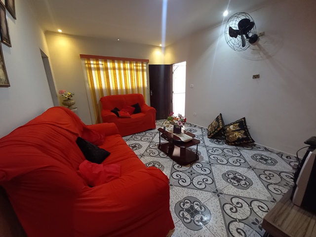 Casa à venda com 4 quartos, 90m² - Foto 25