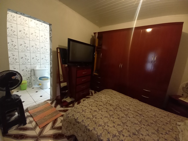 Casa à venda com 4 quartos, 90m² - Foto 10