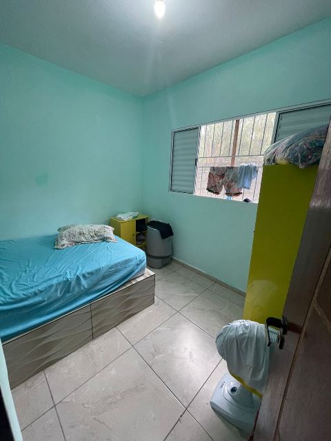 Casa à venda com 4 quartos, 200m² - Foto 10