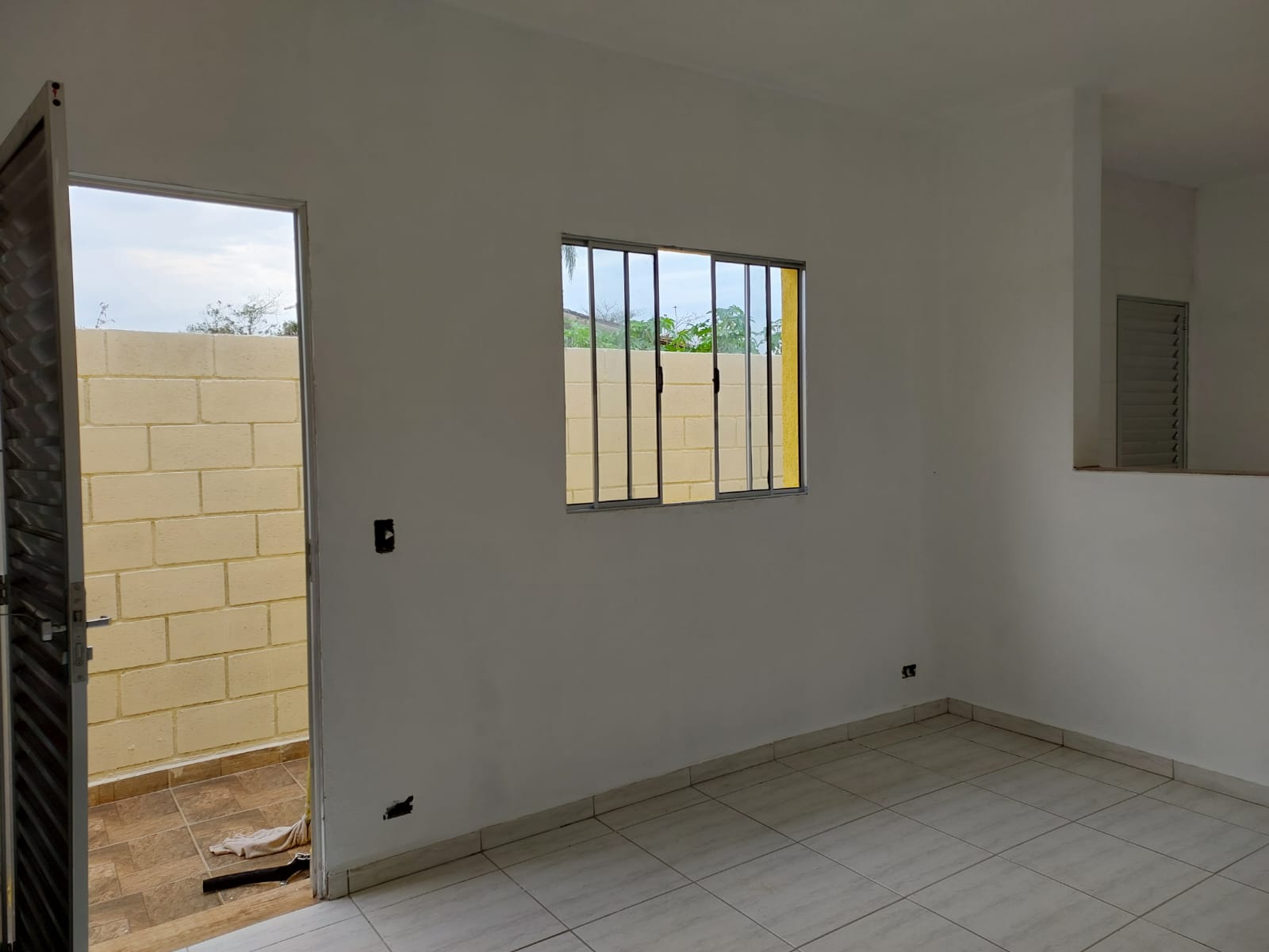 Casa à venda com 2 quartos, 56m² - Foto 7