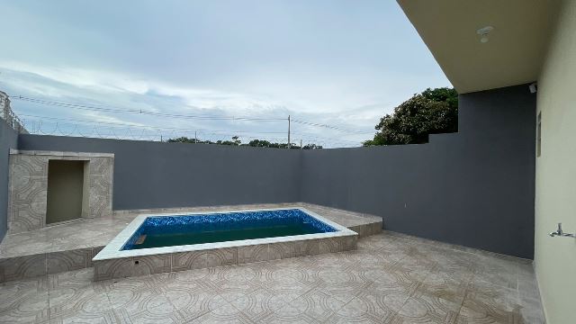 Casa à venda com 2 quartos, 80m² - Foto 10