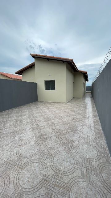 Casa à venda com 2 quartos, 80m² - Foto 13