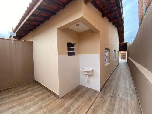 Casa à venda com 2 quartos, 75m² - Foto 8