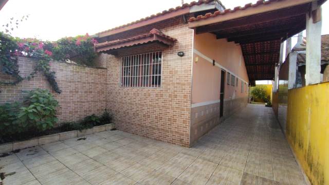 Casa à venda com 2 quartos, 53m² - Foto 1