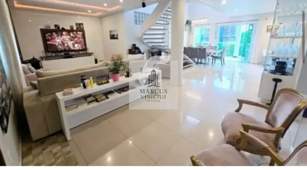 Casa, 3 quartos, 315 m² - Foto 1
