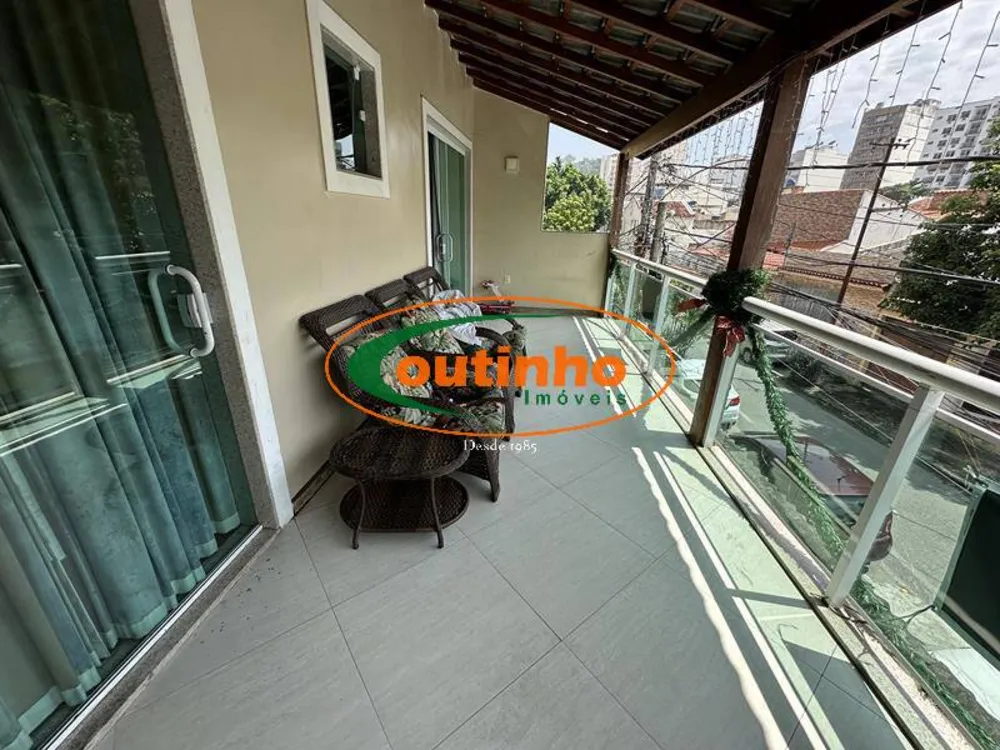 Casa, 3 quartos, 220 m² - Foto 1