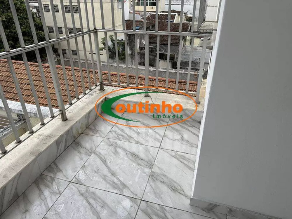 Apartamento à venda com 1 quarto, 60m² - Foto 2