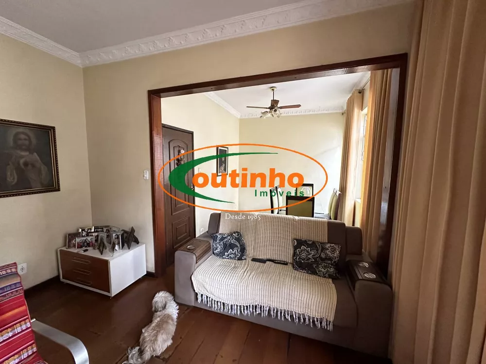 Apartamento à venda com 2 quartos, 77m² - Foto 2