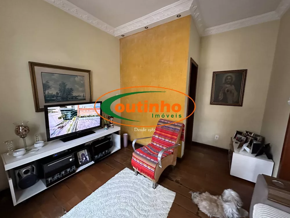 Apartamento à venda com 2 quartos, 77m² - Foto 3