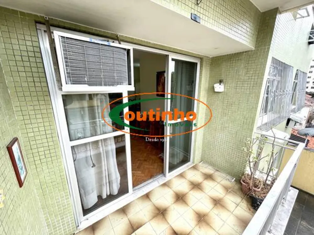 Apartamento, 3 quartos, 100 m² - Foto 1