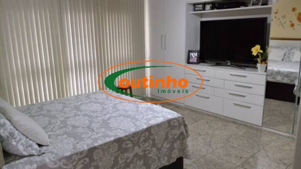 Casa à venda com 5 quartos, 478m² - Foto 2