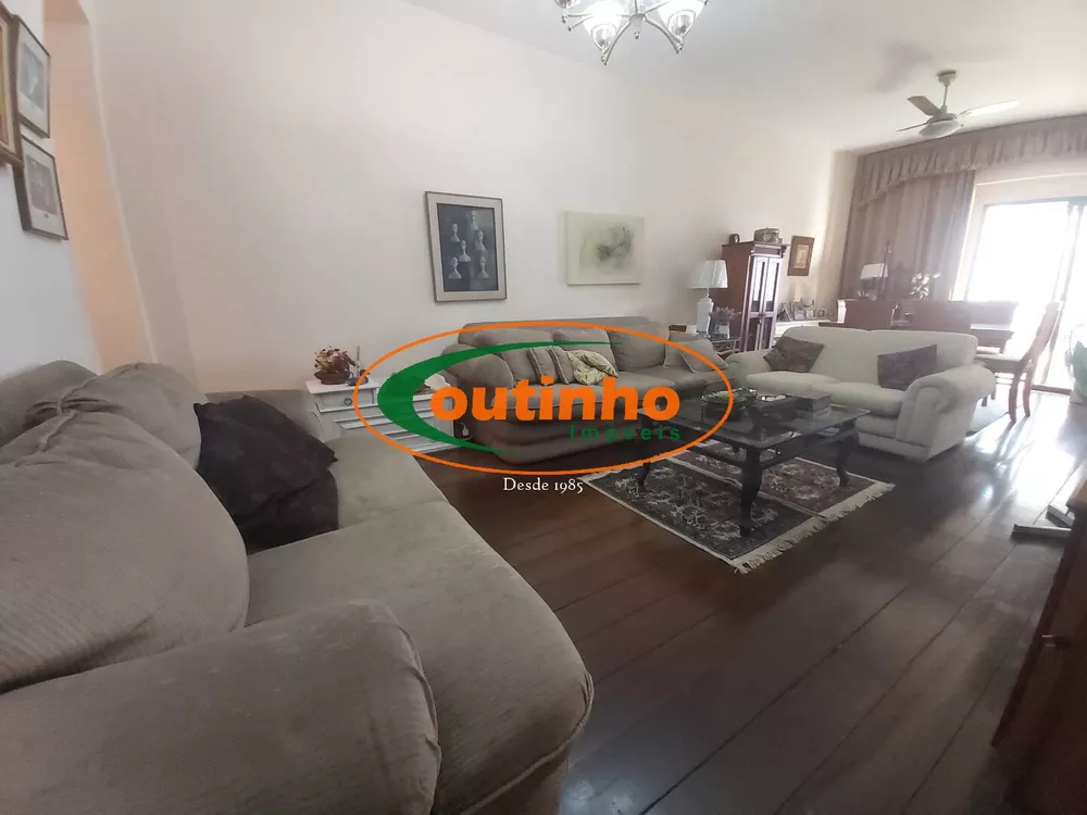 Apartamento à venda com 3 quartos, 126m² - Foto 4