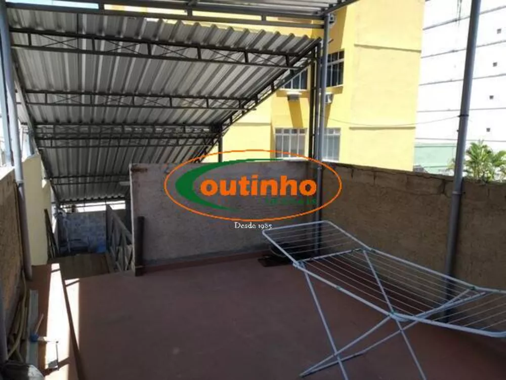 Casa à venda com 3 quartos, 290m² - Foto 4