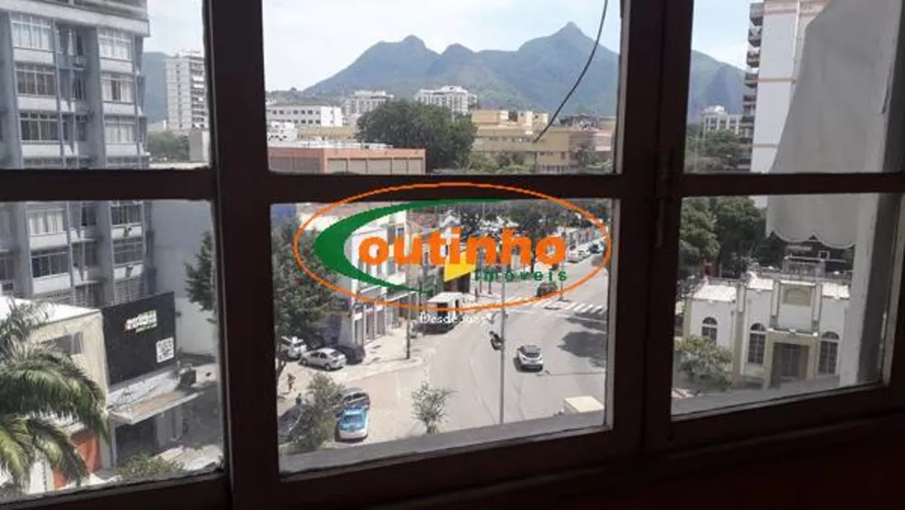 Apartamento à venda com 2 quartos, 80m² - Foto 1