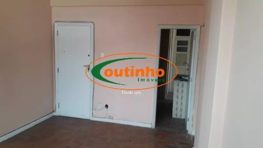 Apartamento à venda com 2 quartos, 80m² - Foto 3