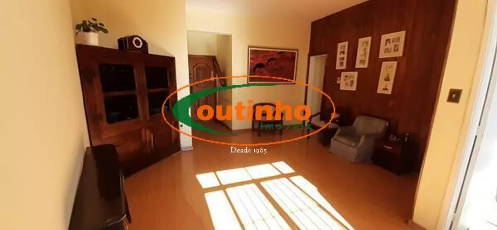 Apartamento à venda com 3 quartos, 98m² - Foto 2