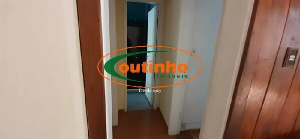 Apartamento à venda com 3 quartos, 98m² - Foto 9