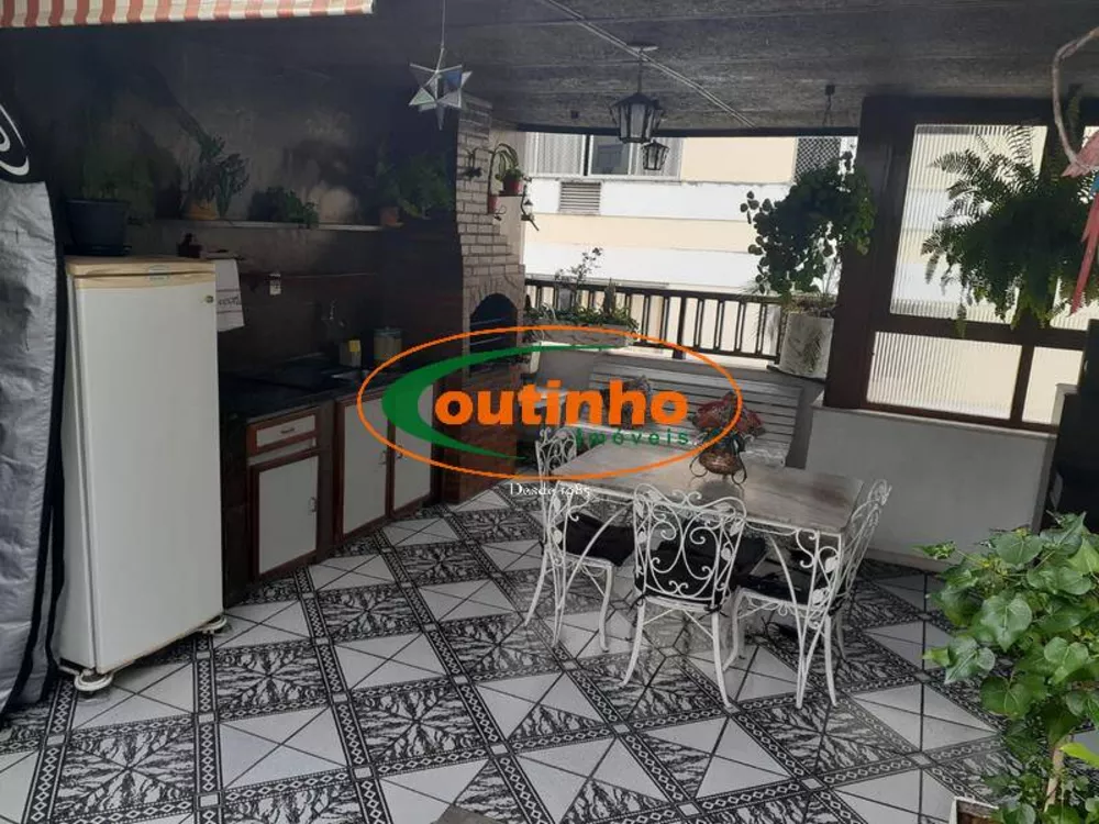 Cobertura à venda com 4 quartos, 150m² - Foto 3