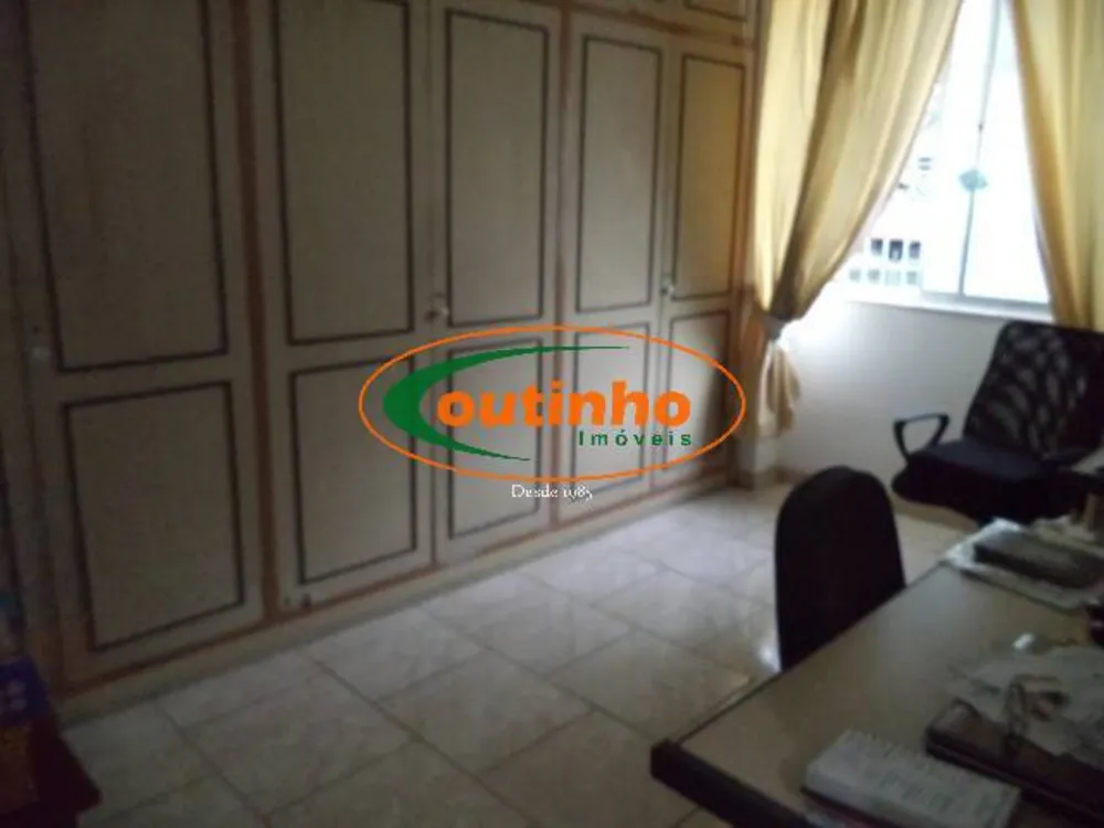 Casa, 5 quartos, 258 m² - Foto 11