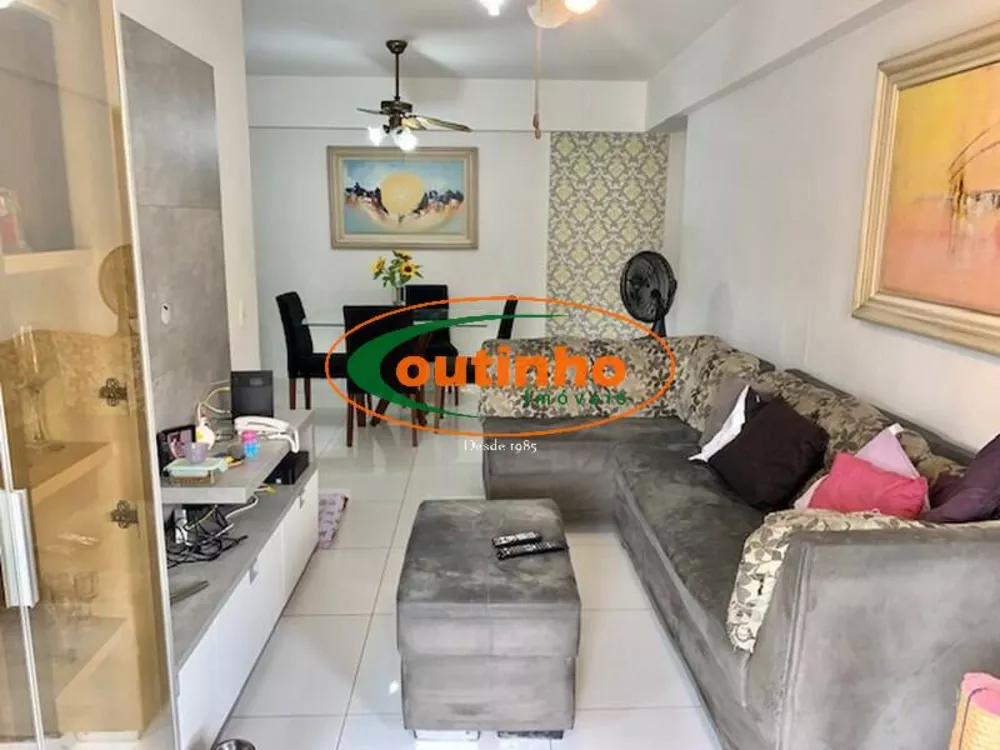 Apartamento à venda com 3 quartos, 99m² - Foto 2