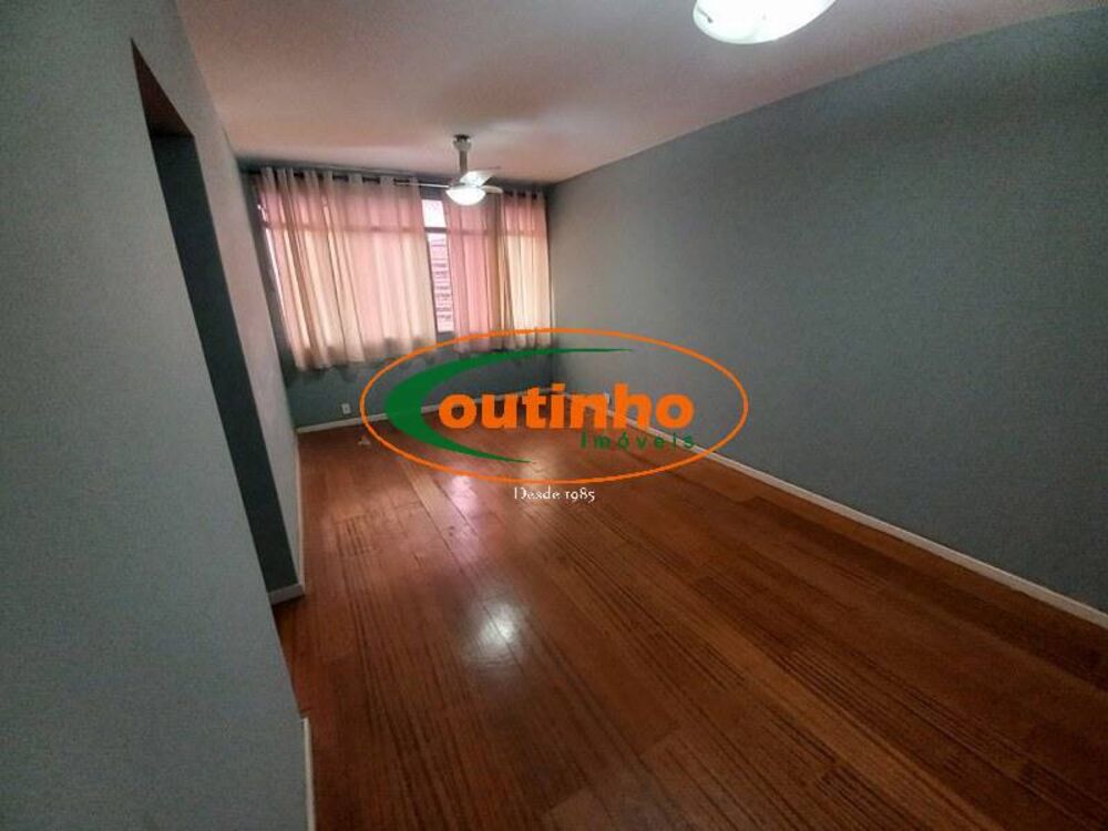 Apartamento à venda com 3 quartos, 82m² - Foto 2