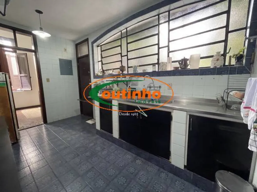 Casa, 5 quartos, 240 m² - Foto 33