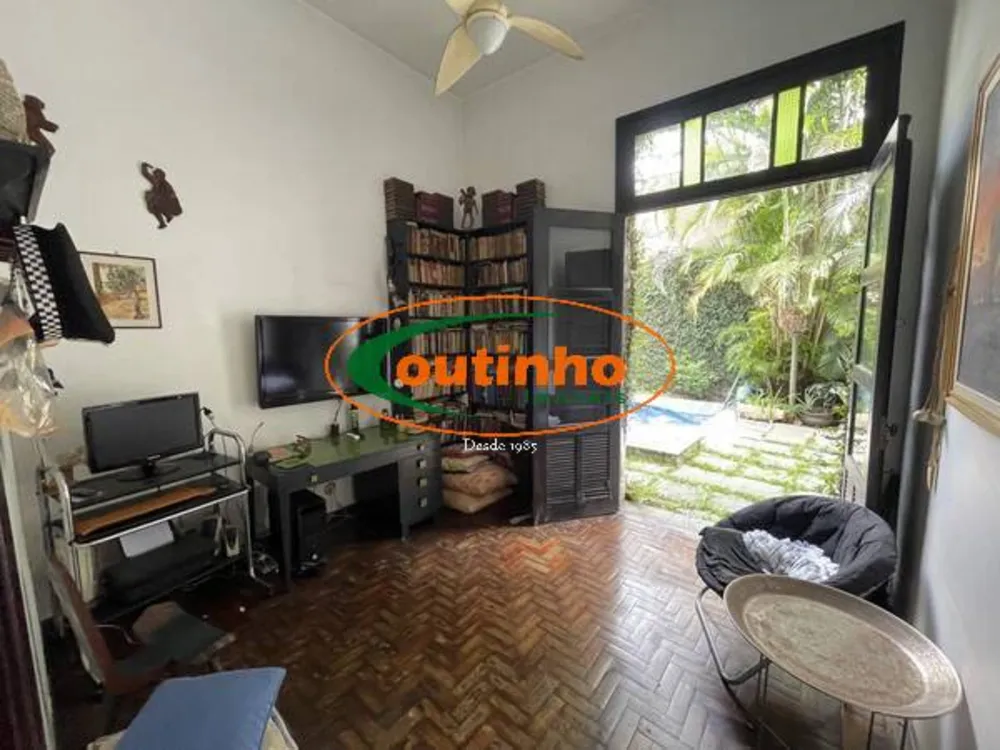 Casa, 5 quartos, 240 m² - Foto 11