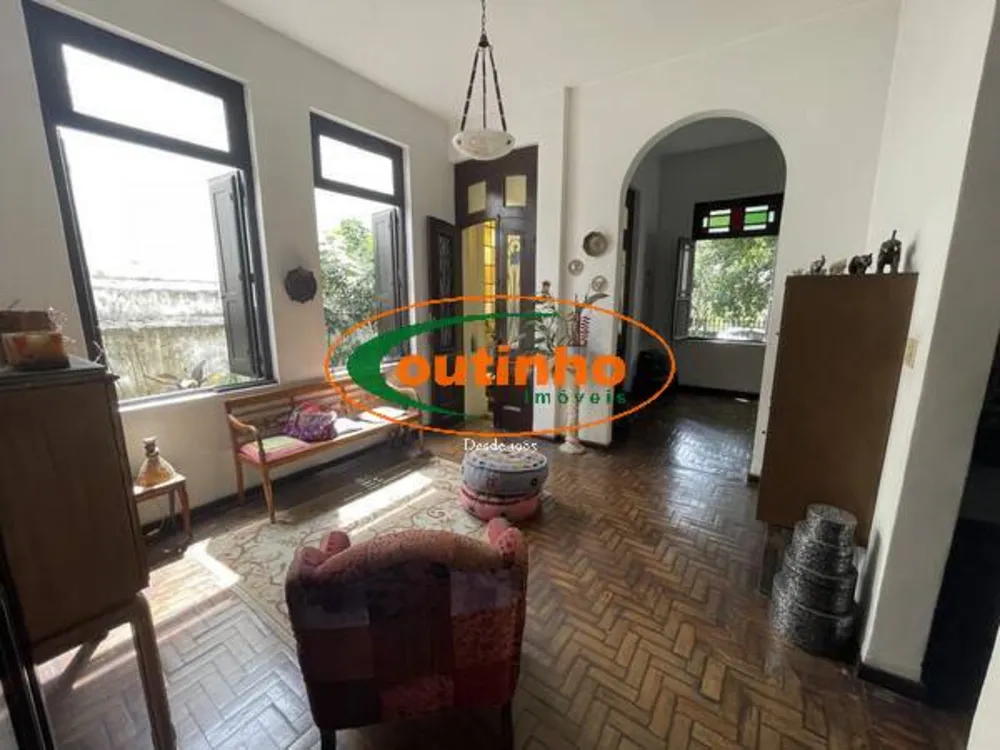 Casa, 5 quartos, 240 m² - Foto 35