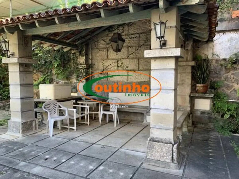 Casa, 6 quartos, 480 m² - Foto 1