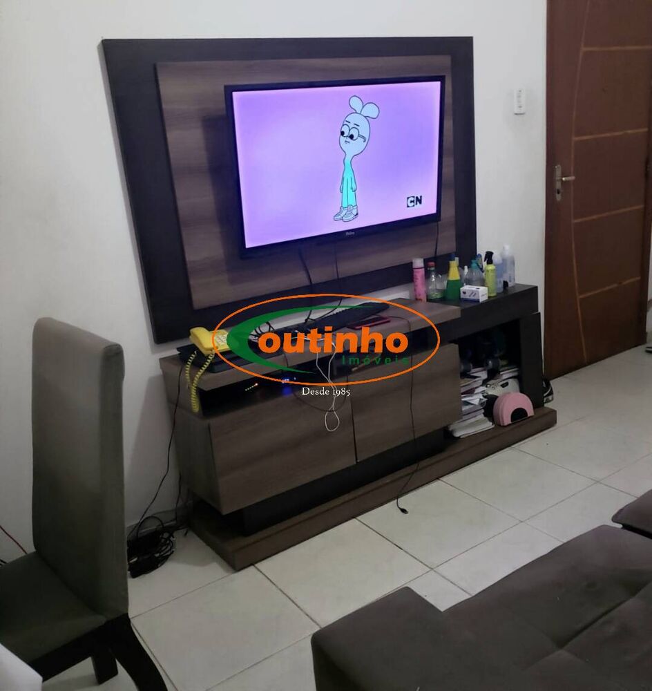 Apartamento à venda com 2 quartos, 76m² - Foto 1