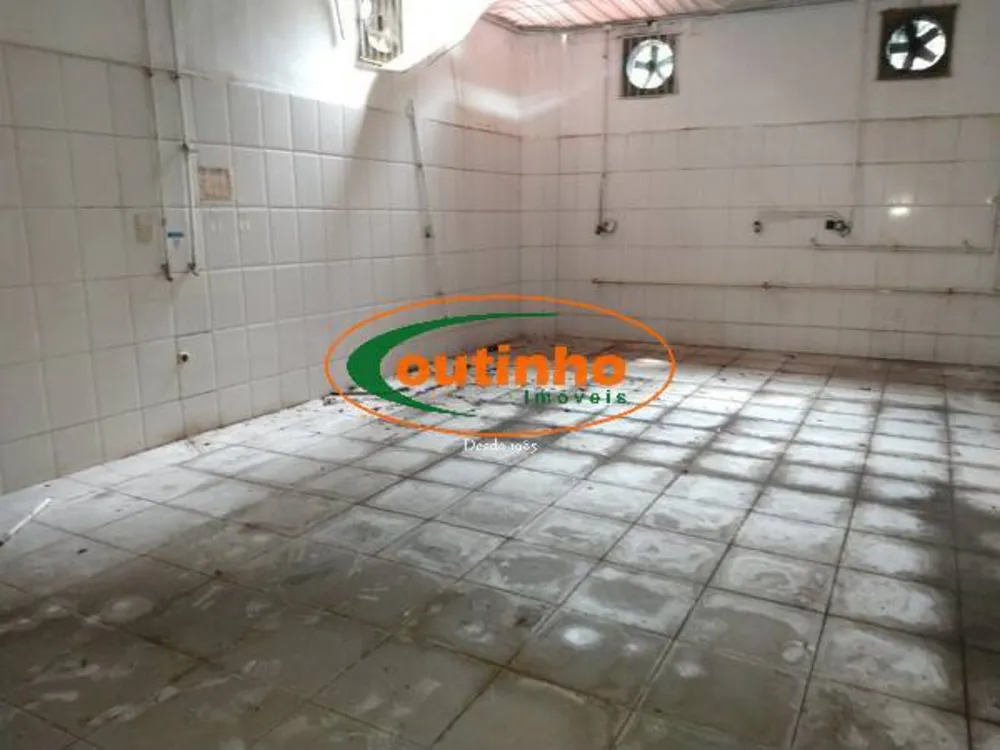 Casa, 4 quartos, 278 m² - Foto 37