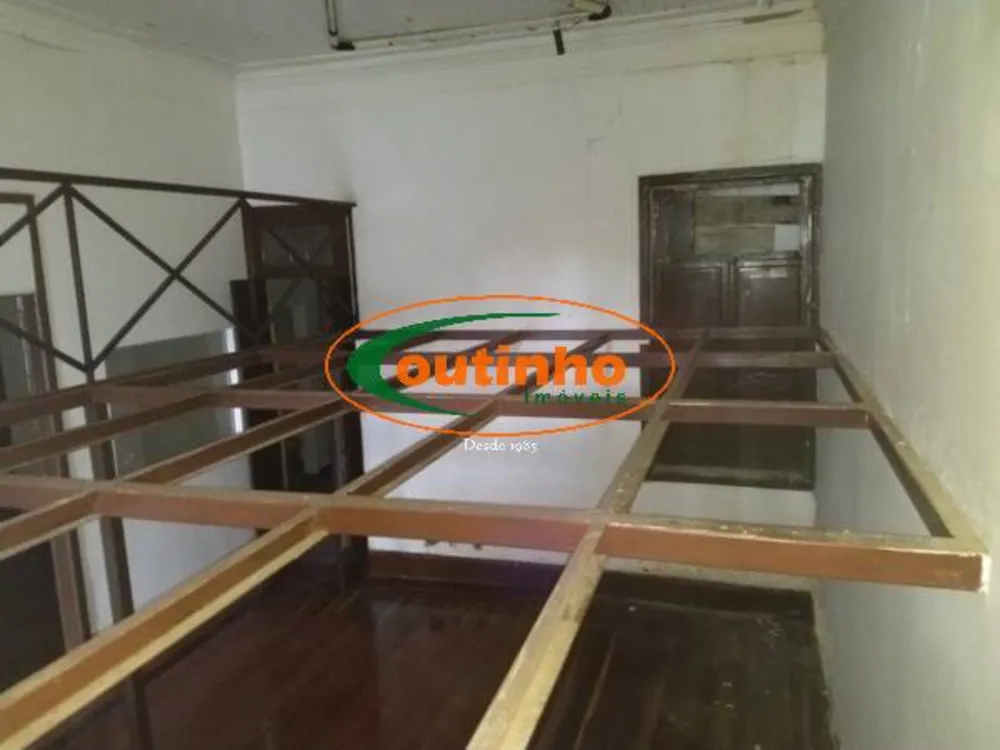 Casa, 4 quartos, 278 m² - Foto 40