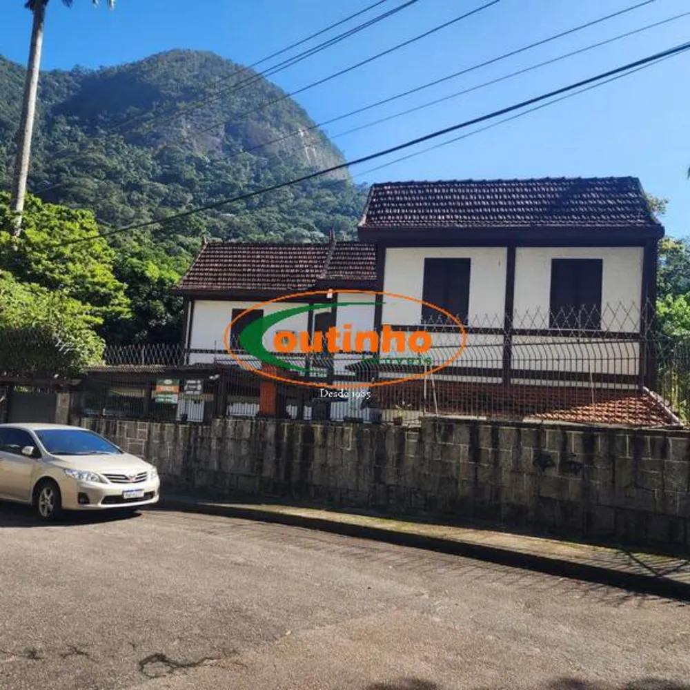 Casa, 4 quartos, 282 m² - Foto 2