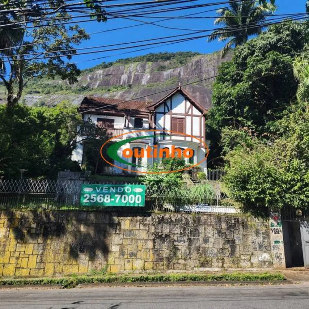 Casa, 4 quartos, 282 m² - Foto 1
