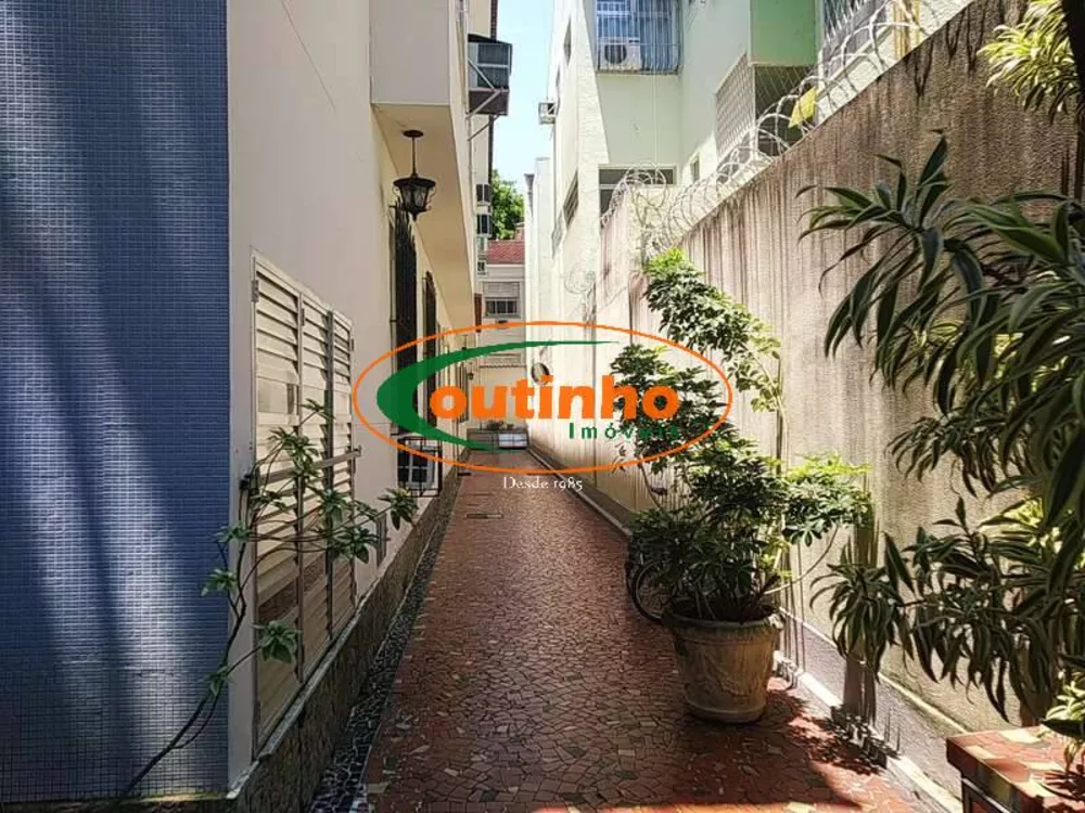 Apartamento à venda com 3 quartos, 110m² - Foto 5