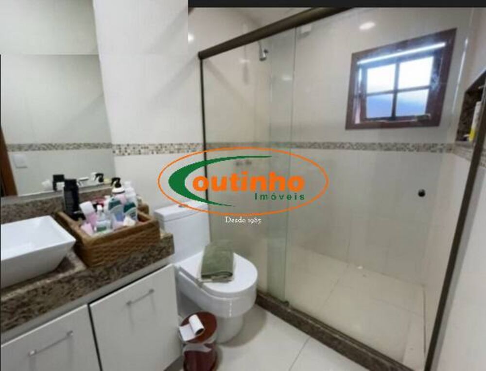 Casa à venda com 3 quartos, 146m² - Foto 2