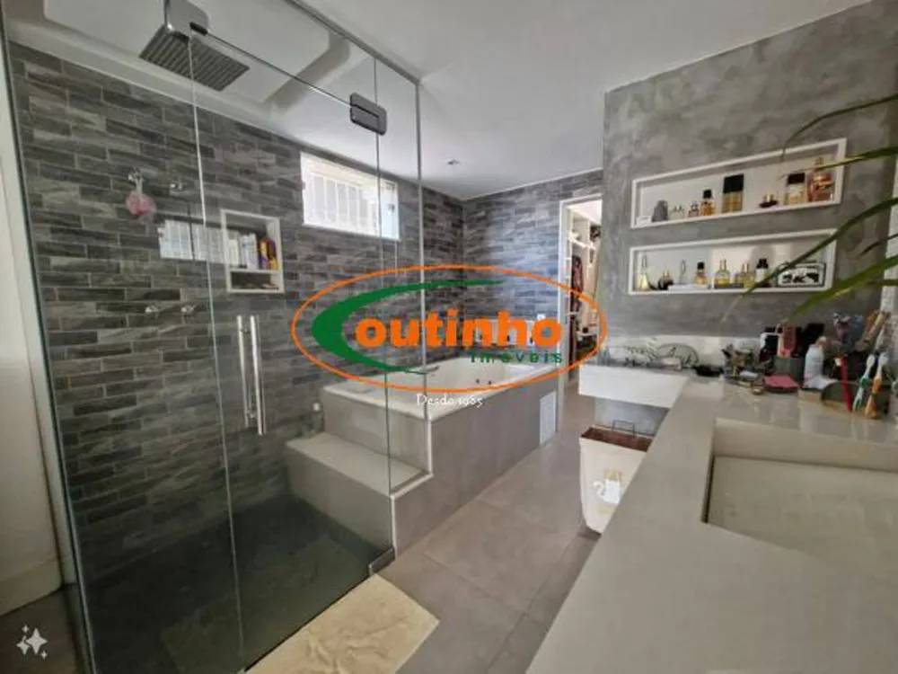 Casa, 5 quartos, 337 m² - Foto 1