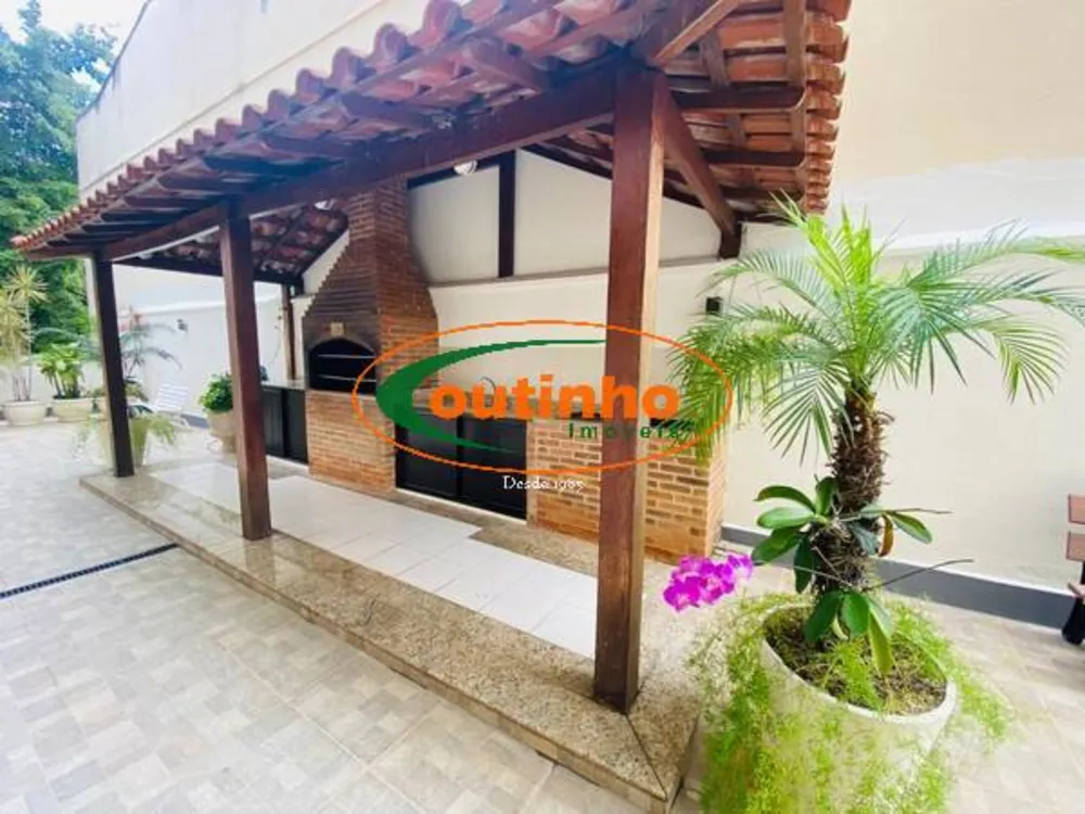 Apartamento, 3 quartos, 131 m² - Foto 2