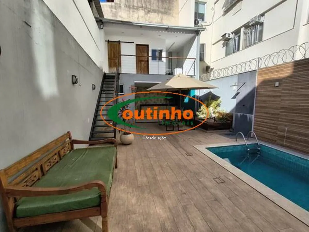 Casa, 4 quartos, 250 m² - Foto 1