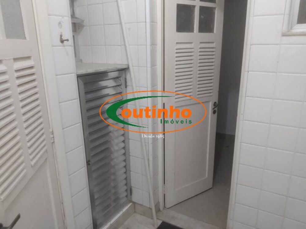 Apartamento à venda com 3 quartos, 116m² - Foto 3
