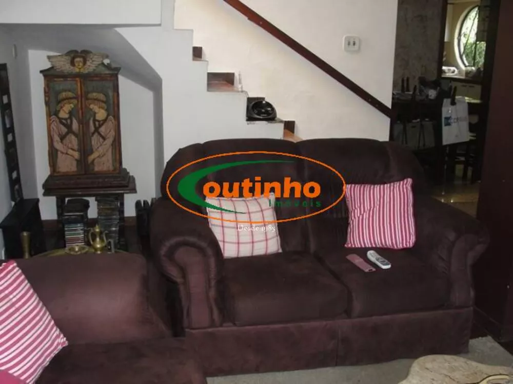 Casa à venda com 3 quartos, 199m² - Foto 4