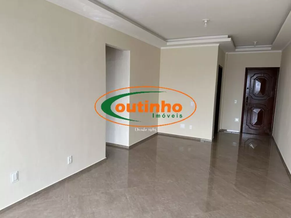 Apartamento à venda com 3 quartos, 102m² - Foto 2