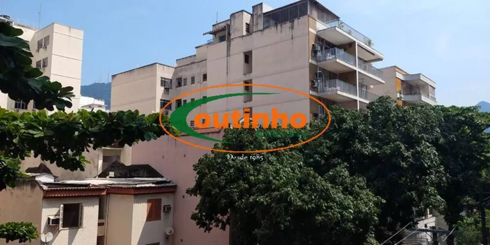 Apartamento à venda com 2 quartos, 64m² - Foto 1