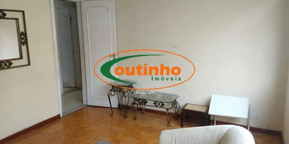 Apartamento à venda com 2 quartos, 64m² - Foto 5