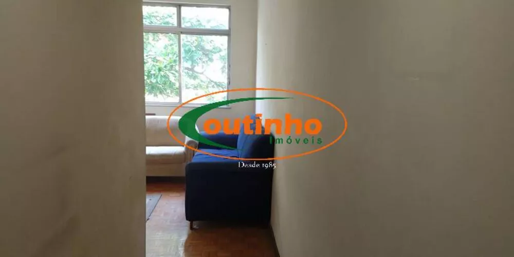 Apartamento à venda com 2 quartos, 64m² - Foto 4