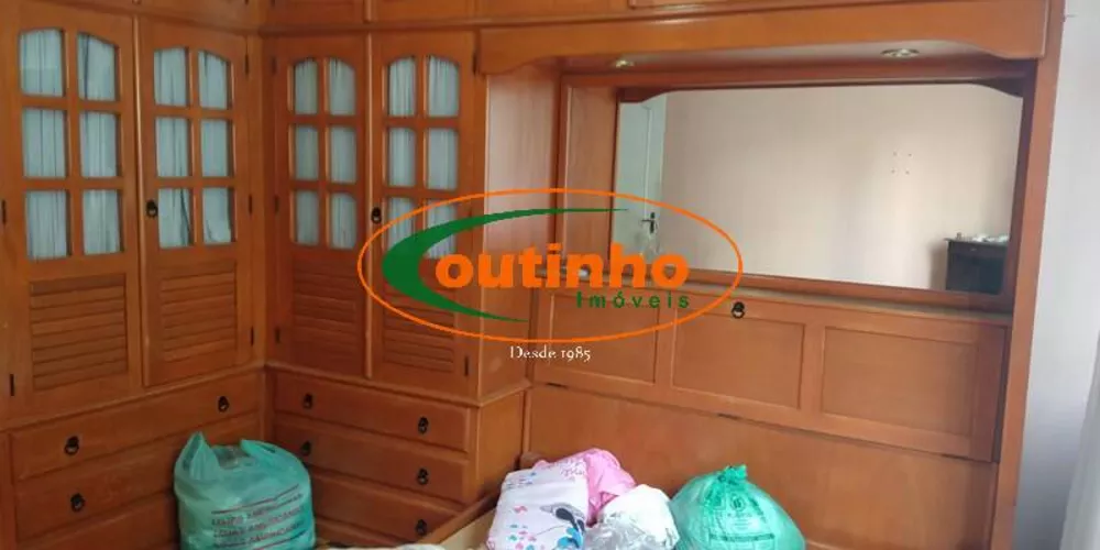 Apartamento à venda com 2 quartos, 64m² - Foto 10