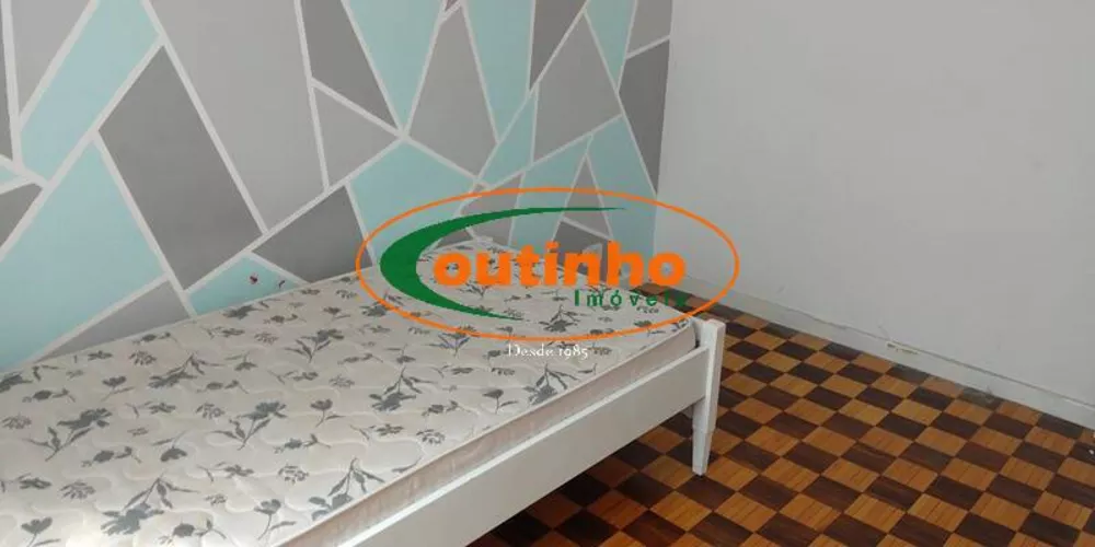 Apartamento à venda com 2 quartos, 64m² - Foto 18