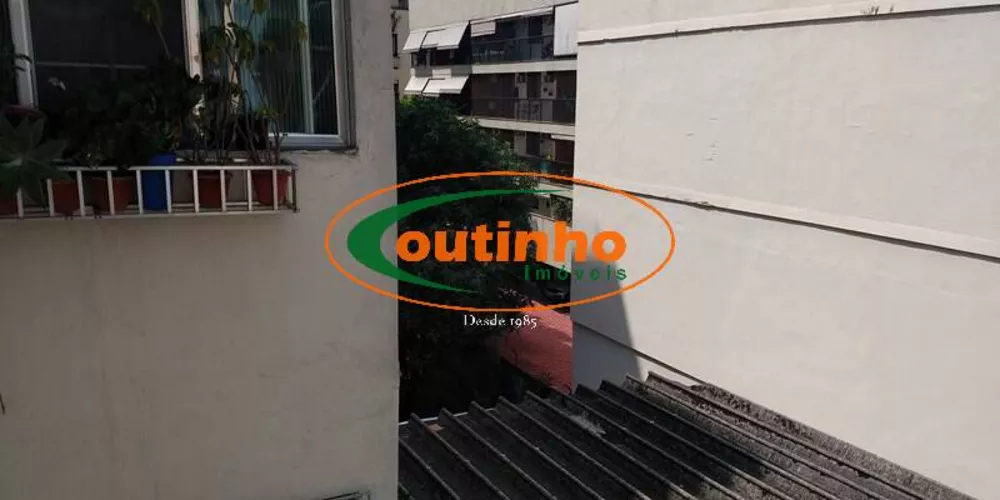 Apartamento à venda com 2 quartos, 64m² - Foto 19