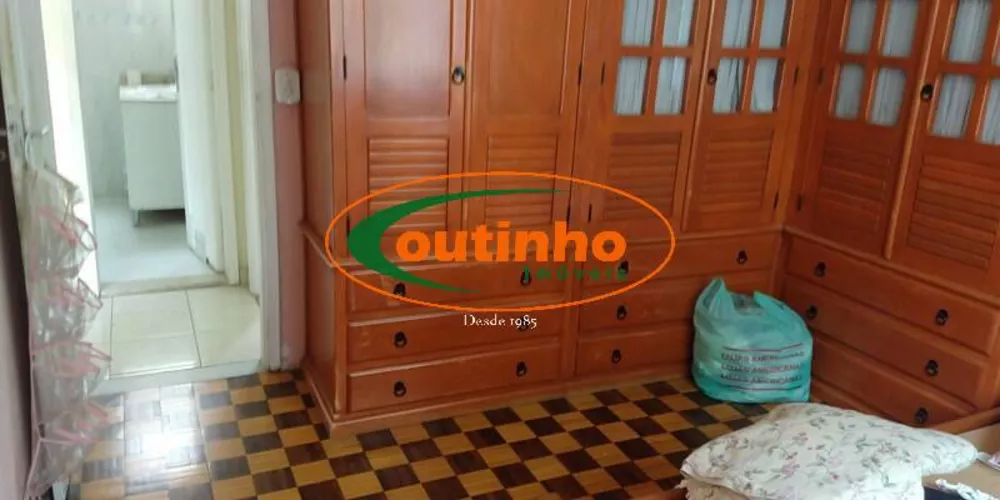 Apartamento à venda com 2 quartos, 64m² - Foto 9