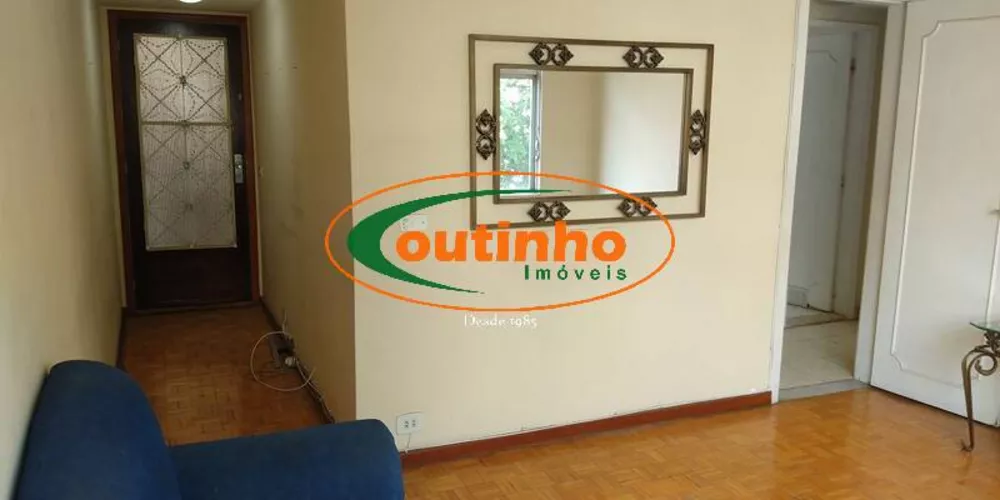 Apartamento à venda com 2 quartos, 64m² - Foto 2